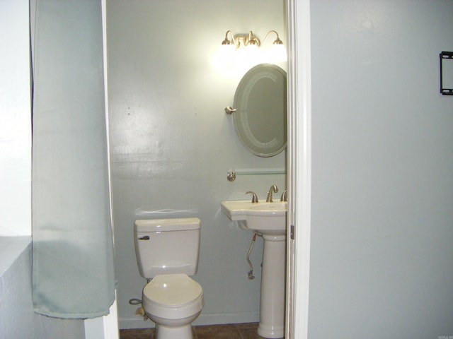 1526 Pine Manor Dr, Arkadelphia, AR 71923 - bathroom with toilet