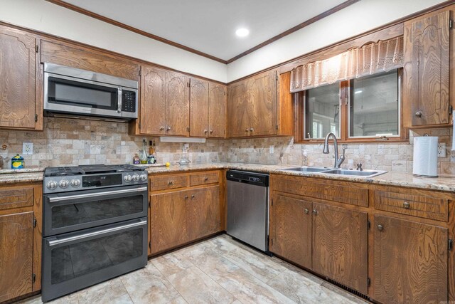 15 Tarifa Ln, Hot Springs Village, AR 71909 - kitchen with a sink, decorative backsplash, ornamental molding, and stainless steel appliances