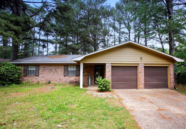 6606 Silver Ct, Little Rock, AR 72209 - ranch-style home featuring brick siding, an attached garage, a front lawn, and aphalt driveway