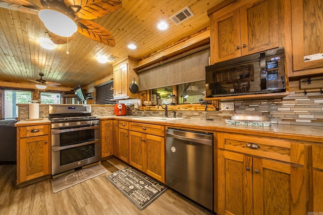 4 Long Hill Rd, Higden, AR 72067 - kitchen featuring a sink, wooden ceiling, a ceiling fan, and stainless steel appliances