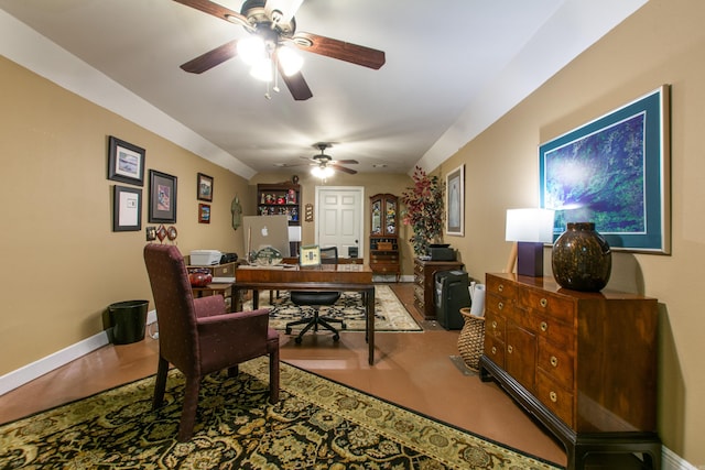 office area with baseboards and a ceiling fan