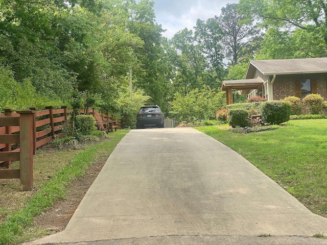 874 Stacy Spgs, Heber Springs, AR 72543 - view of concrete driveway