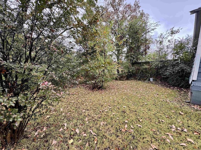 1519 S Oak St, Little Rock, AR 72204 - view of yard featuring fence