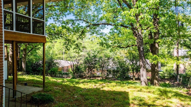 416 Ivory Dr, Little Rock, AR 72205 - view of yard with fence