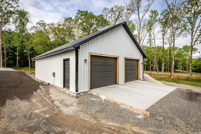 view of detached garage