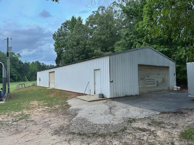 885 Mount Carmel Rd, Cabot, AR 72023 - view of outbuilding with an outbuilding and asphalt driveway