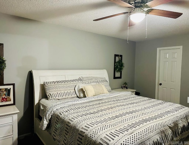 885 Mount Carmel Rd, Cabot, AR 72023 - bedroom featuring a ceiling fan and a textured ceiling