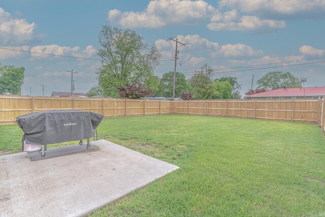538 Maple St, Trumann, AR 72472 - view of yard featuring a patio and a fenced backyard