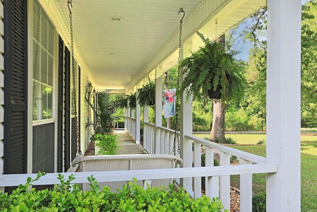 6311 Country Ln, Pine Bluff, AR 71603 - exterior space featuring a porch