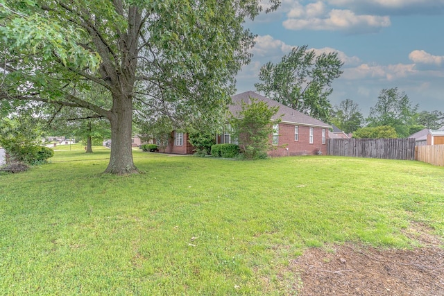 1010 Brownstone Dr, Jonesboro, AR 72404 - view of yard featuring fence