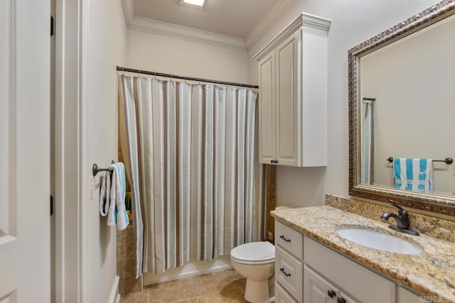 10 Lakewood Park Dr, North Little Rock, AR 72116 - full bath featuring crown molding, tile patterned flooring, vanity, toilet, and shower / bath combo with shower curtain