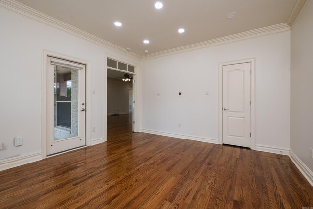 unfurnished room featuring crown molding, recessed lighting, baseboards, and wood finished floors