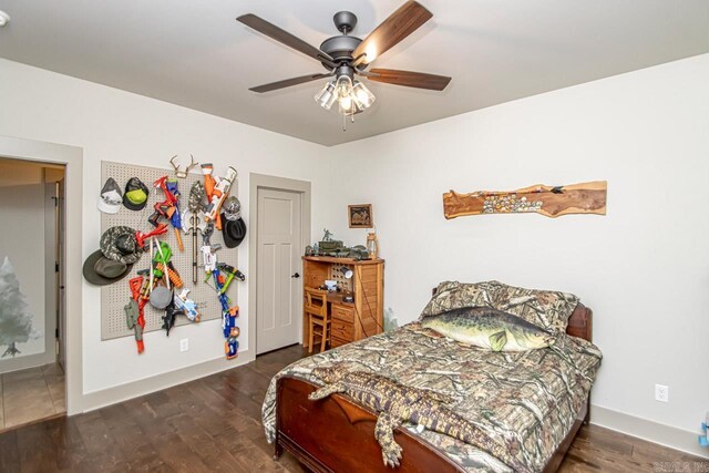 4201 Lovell Ln, Benton, AR 72019 - bedroom featuring baseboards, a ceiling fan, and wood finished floors