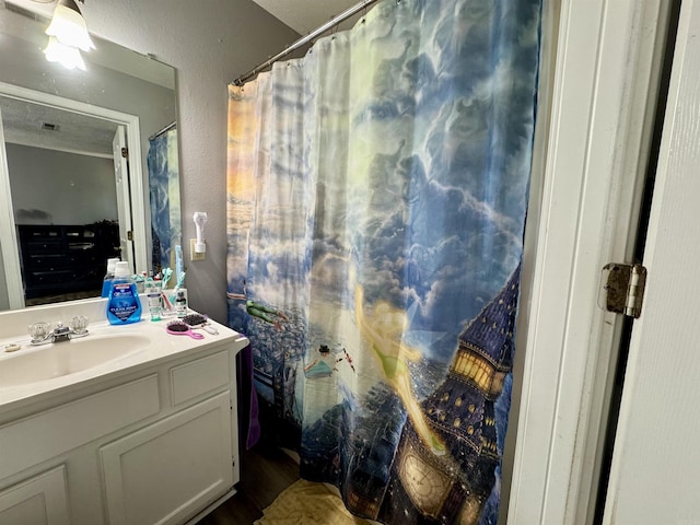 7 Franklin Cir, Searcy, AR 72143 - bathroom featuring vanity