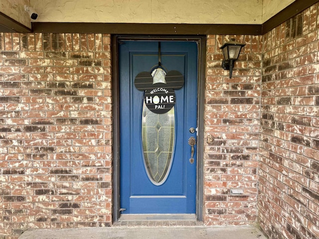 7 Franklin Cir, Searcy, AR 72143 - view of exterior entry with brick siding