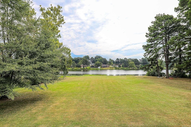 view of yard with a water view