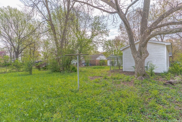 3210 Kingsbury St, Jonesboro, AR 72401 - view of yard featuring fence