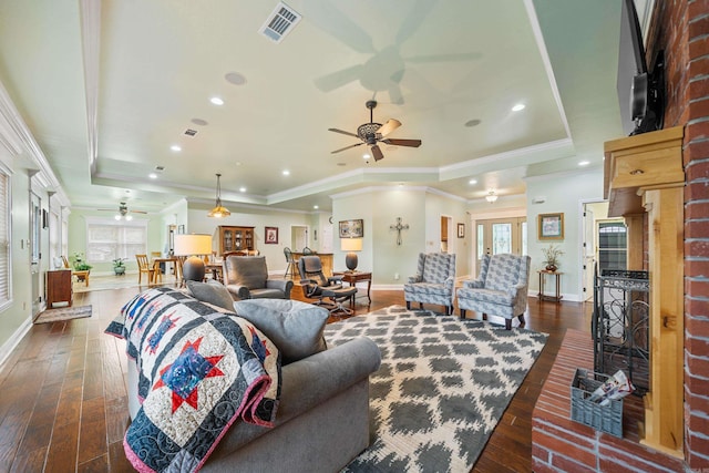 199 Gleneagle Loop, Hot Springs, AR 71913 - living area featuring baseboards, recessed lighting, dark wood finished floors, and ceiling fan