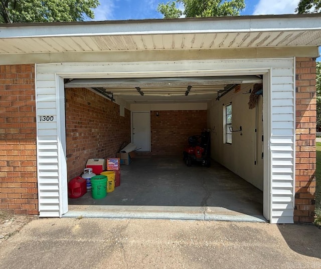 1300 Overdene St, Corning, AR 72422 - garage with driveway