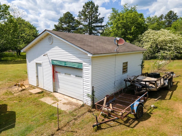 view of detached garage
