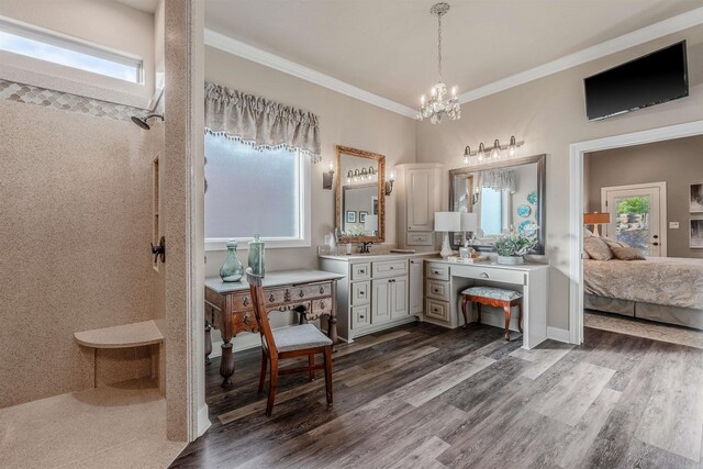74 Greystone Blvd, Cabot, AR 72023 - ensuite bathroom featuring a wealth of natural light, ensuite bath, a chandelier, and wood finished floors