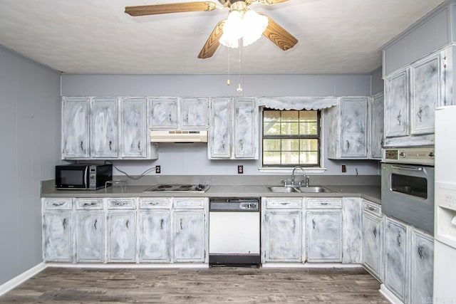 1400 S Rose St, Sheridan, AR 72150 - kitchen featuring a sink, oven, electric stovetop, dishwasher, and black microwave