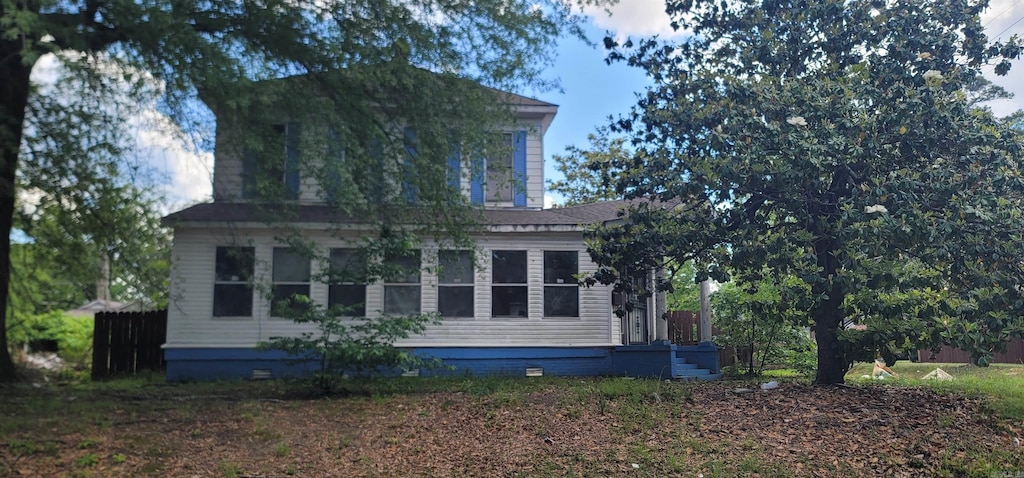 view of home's exterior