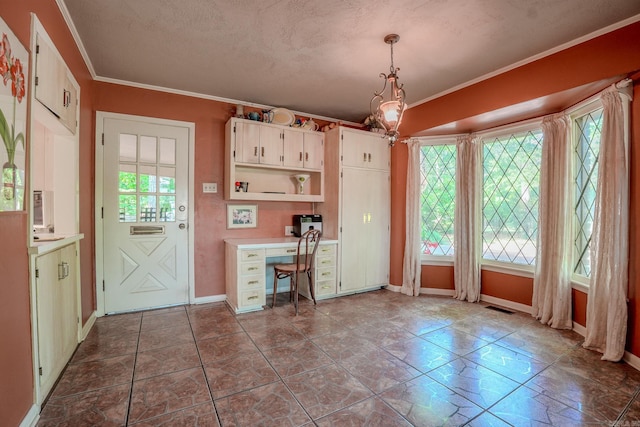 5 Southern Pines Cv, Pine Bluff, AR 71603 - unfurnished office featuring an inviting chandelier, visible vents, baseboards, and ornamental molding