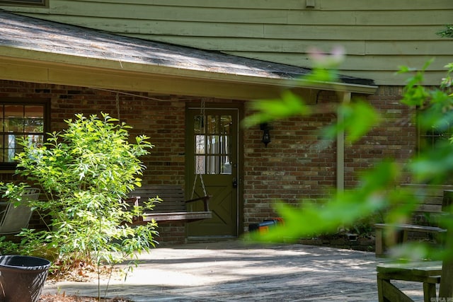 5 Southern Pines Cv, Pine Bluff, AR 71603 - entrance to property with brick siding