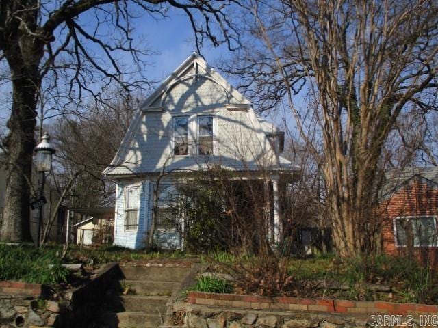 1612 W 23rd St, Little Rock, AR 72206 - view of front of home featuring a gambrel roof