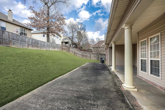 406 Parliament St, Little Rock, AR 72211 - view of yard featuring a patio and a residential view