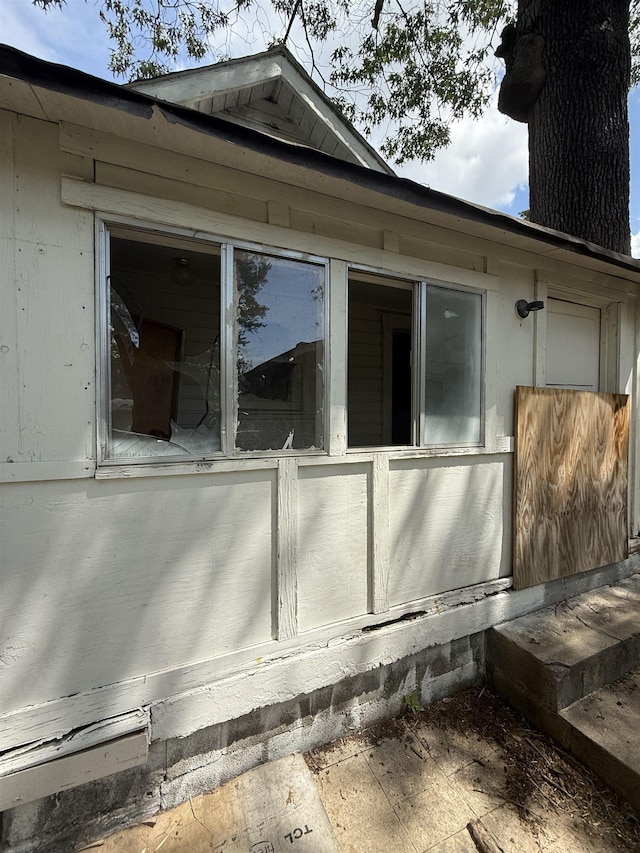 view of side of property