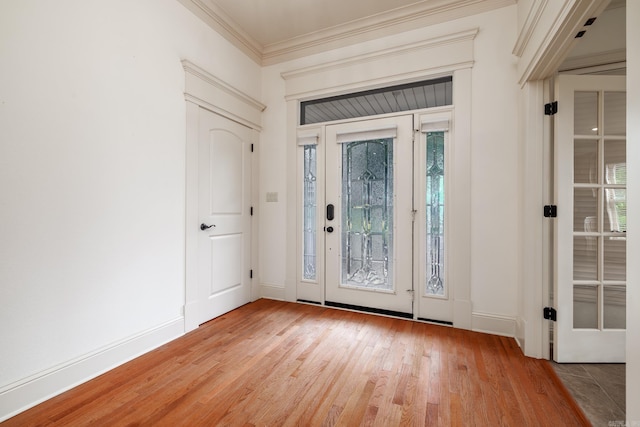 134 Myrick Ln, Hot Springs, AR 71913 - entryway with ornamental molding, light wood-style flooring, and baseboards