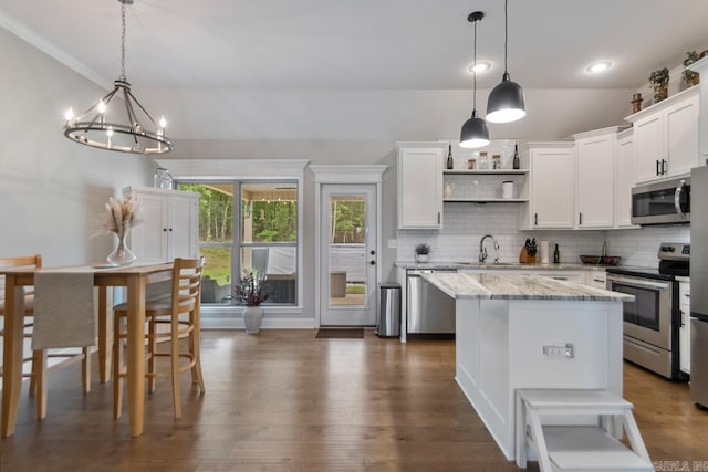 641 Lucy Ln, Alexander, AR 72002 - kitchen featuring stainless steel appliances, open shelves, a center island, backsplash, and a sink