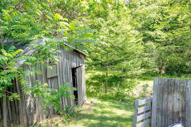 312 N E St, Harrisburg, AR 72432 - view of yard