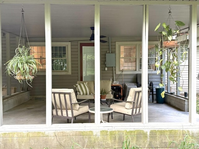 601 Clarence St, Mountain View, AR 72560 - view of patio featuring covered porch