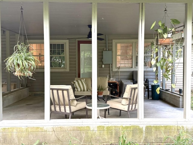 601 Clarence St, Mountain View, AR 72560 - view of patio with covered porch