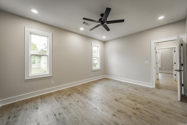 912 Lakeshore Dr, Heber Springs, AR 72543 - unfurnished room with plenty of natural light, light wood-type flooring, a ceiling fan, baseboards, and recessed lighting