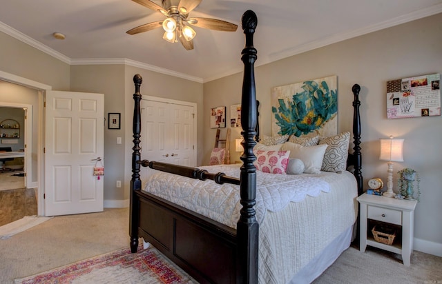 12420 Brodie Creek Trl, Little Rock, AR 72211 - bedroom featuring light colored carpet, crown molding, baseboards, a ceiling fan, and a closet