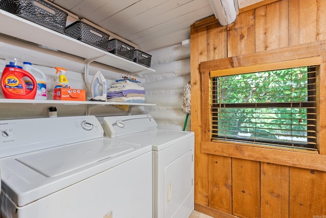 112 Fairchild Pt, Hot Springs, AR 71901 - clothes washing area featuring washing machine and clothes dryer, wooden walls, and wood ceiling