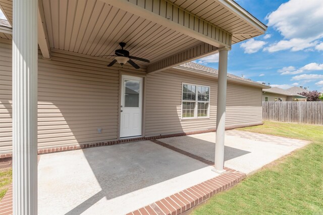 view of patio featuring ceiling fan
