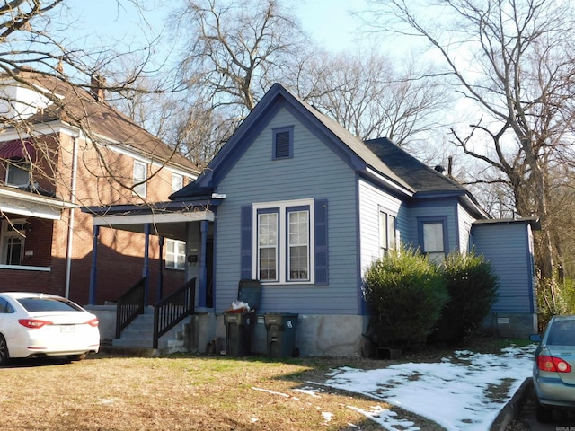 1817 S Park, Little Rock, AR 72202 - view of front facade with a front lawn