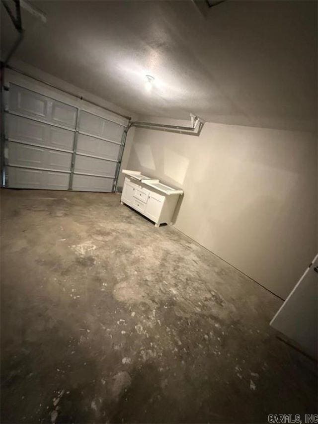 3705 E 6th St, Russellville, AR 72802 - view of garage
