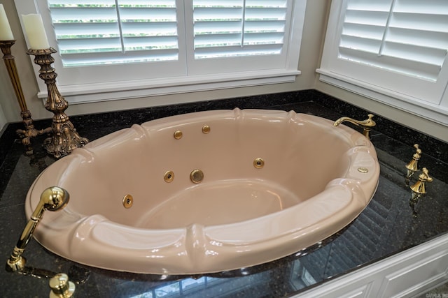 12 Darro Way, Hot Springs Village, AR 71909 - bathroom featuring a whirlpool tub