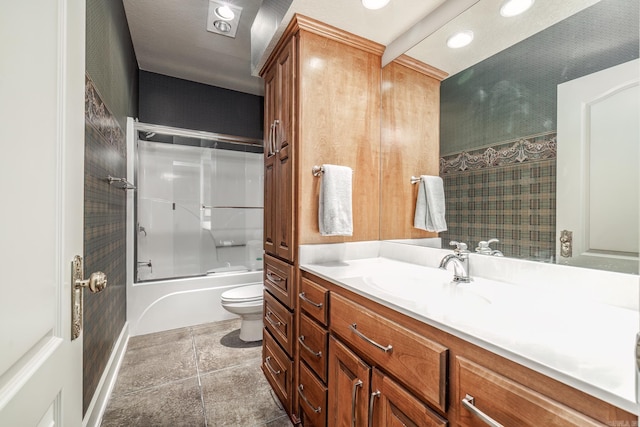12 Darro Way, Hot Springs Village, AR 71909 - full bathroom with toilet, vanity, enclosed tub / shower combo, baseboards, and recessed lighting