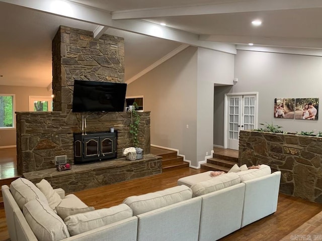 18 Riviera Dr, Conway, AR 72034 - living area featuring wood finished floors and baseboards
