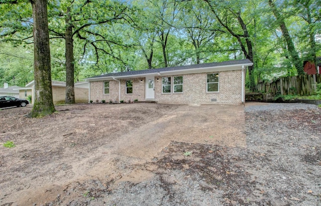 1114 Edgehill Dr, Benton, AR 72015 - ranch-style home with brick siding and fence