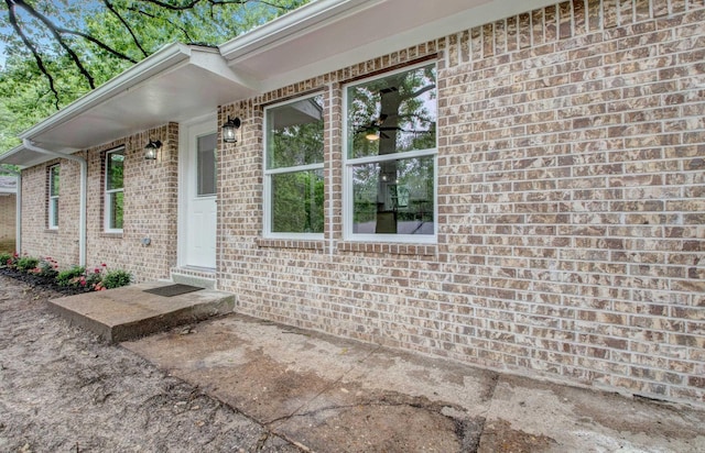 1114 Edgehill Dr, Benton, AR 72015 - view of exterior entry with brick siding