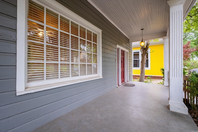 111 Thayer St, Little Rock, AR 72205 - view of patio featuring a porch