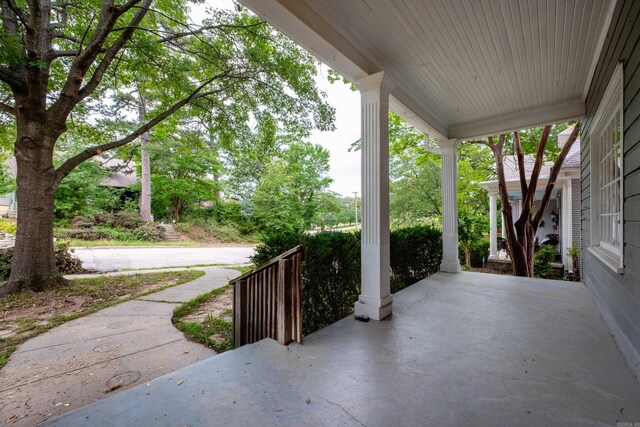 111 Thayer St, Little Rock, AR 72205 - view of patio / terrace with covered porch